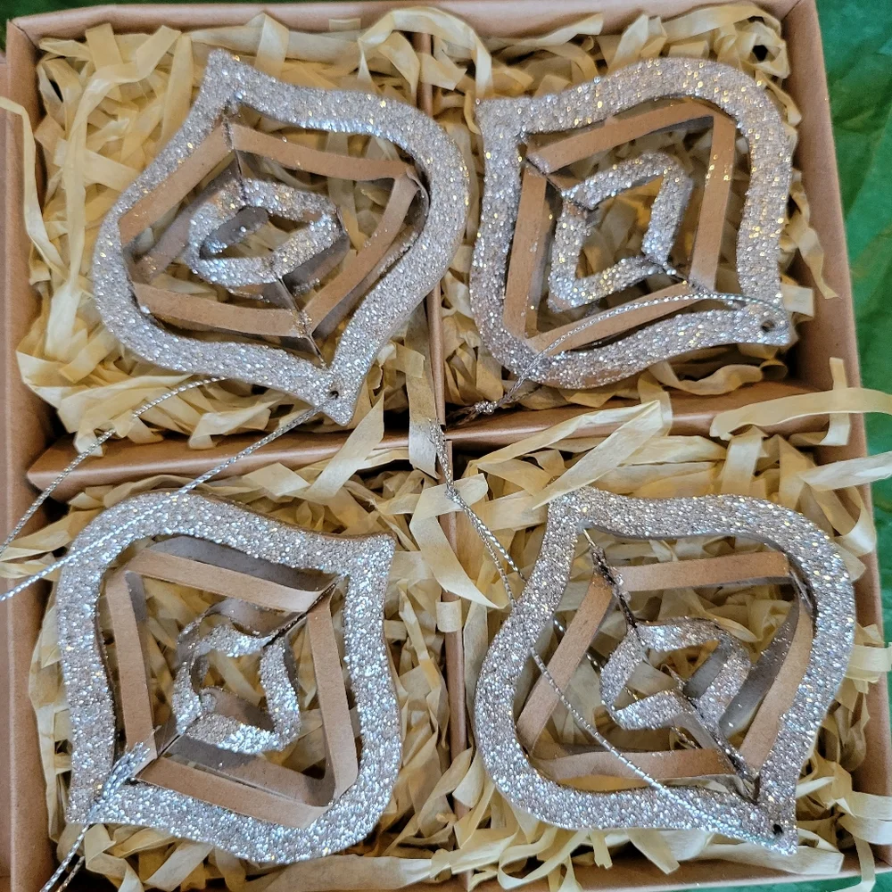 West Elm Kraft & Glitter Snowflake Ornaments (4) in Nested Box ~ VGUC